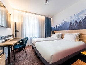 Classic Room, 2 Katil Bujang (Single) | Peralatan tempat tidur premium, bar mini, peti besi dalam bilik 