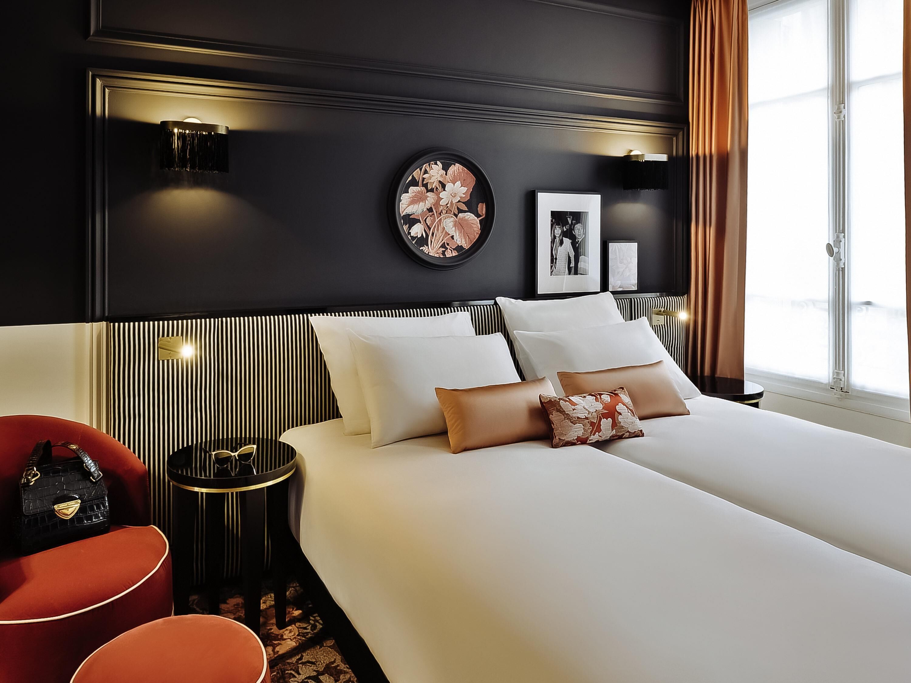 Standard Room, 2 Twin Beds | Minibar, in-room safe, blackout drapes, soundproofing