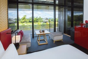 Hypo-allergenic bedding, minibar, soundproofing, free cots/infant beds - Garrya Nijo Castle Kyoto (Kyoto)