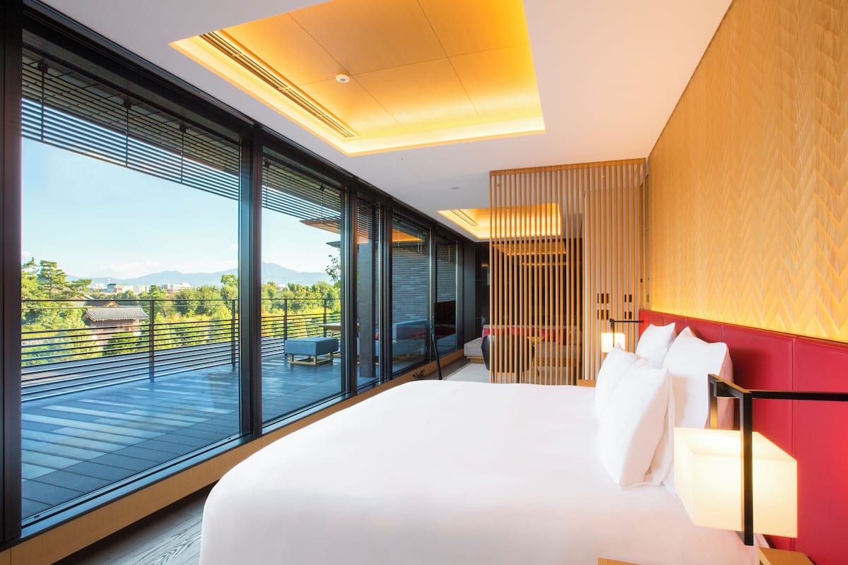 Rikyu Terrace Suite - King, Non Smoking | Hypo-allergenic bedding, minibar, soundproofing, free cribs/infant beds