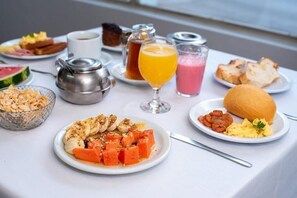 Tägliches inbegriffenes Frühstücksbuffet