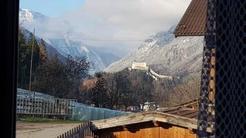Apartemen, 2 kamar tidur | Pemandangan dari kamar