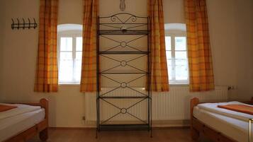 Rumah, 2 kamar tidur | 2 kamar tidur, tempat tidur bayi gratis, Wi-Fi gratis, dan seprai linen