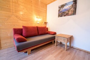 Apartment, 1 Bedroom, Balcony (Panorama) | Living area | Flat-screen TV, table tennis - Almbauer Morgenbesser (Trattenbach)