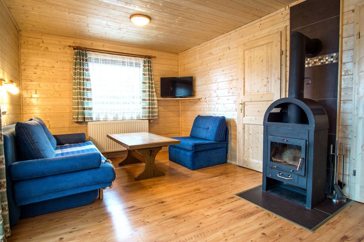 House, 2 Bedrooms (Romantik) | Living area | Flat-screen TV, table tennis