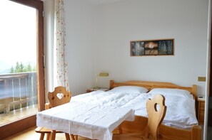 Familienapartment (Apartment 1) | 2 Schlafzimmer, kostenloses WLAN, Bettwäsche
