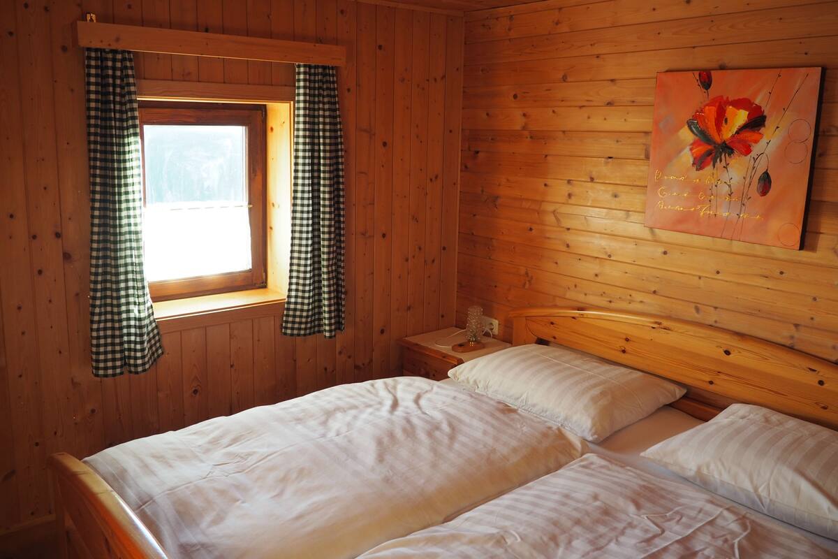 2 chambres, Wi-Fi gratuit, draps fournis