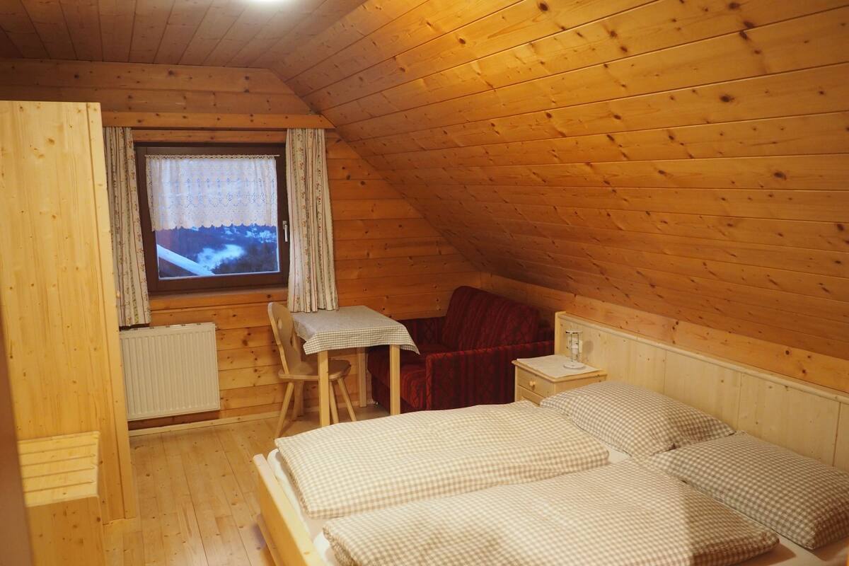 2 chambres, Wi-Fi gratuit, draps fournis