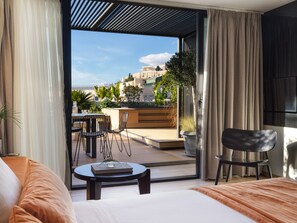 Exclusive Studio Suite, Hot Tub, City View | Minibar, blackout curtains, soundproofing, iron/ironing board - The Newel Acropolis (Athens)