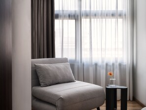 Minibar, blackout curtains, soundproofing, iron/ironing board - The Newel Acropolis (Athens)