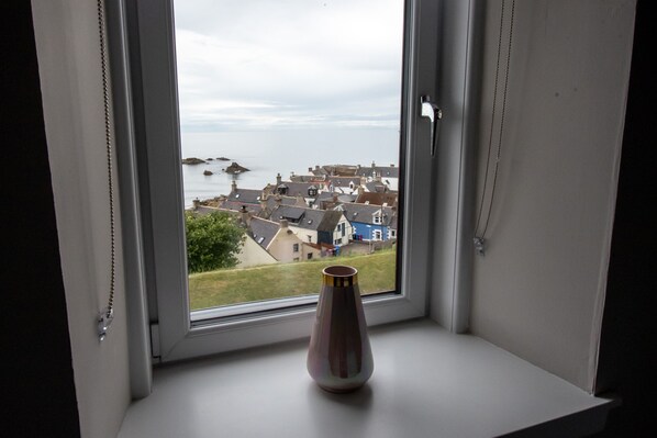 Cottage | 3 bedrooms, iron/ironing board, free WiFi, bed sheets - The View, 3-bed Cottage, Findochty, Buckie, Moray (Buckie)