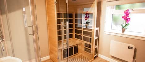 Cottage | 3 bedrooms, iron/ironing board, free WiFi, bed sheets