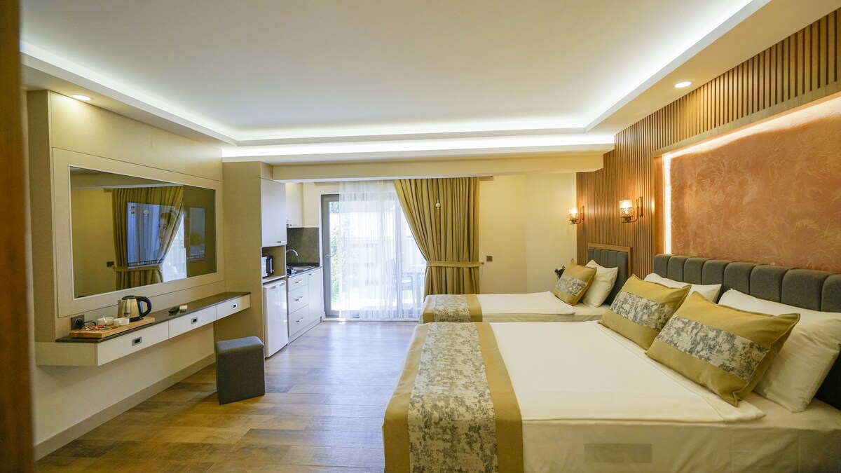 Green Beyza Hotel Lara VIP Transfer