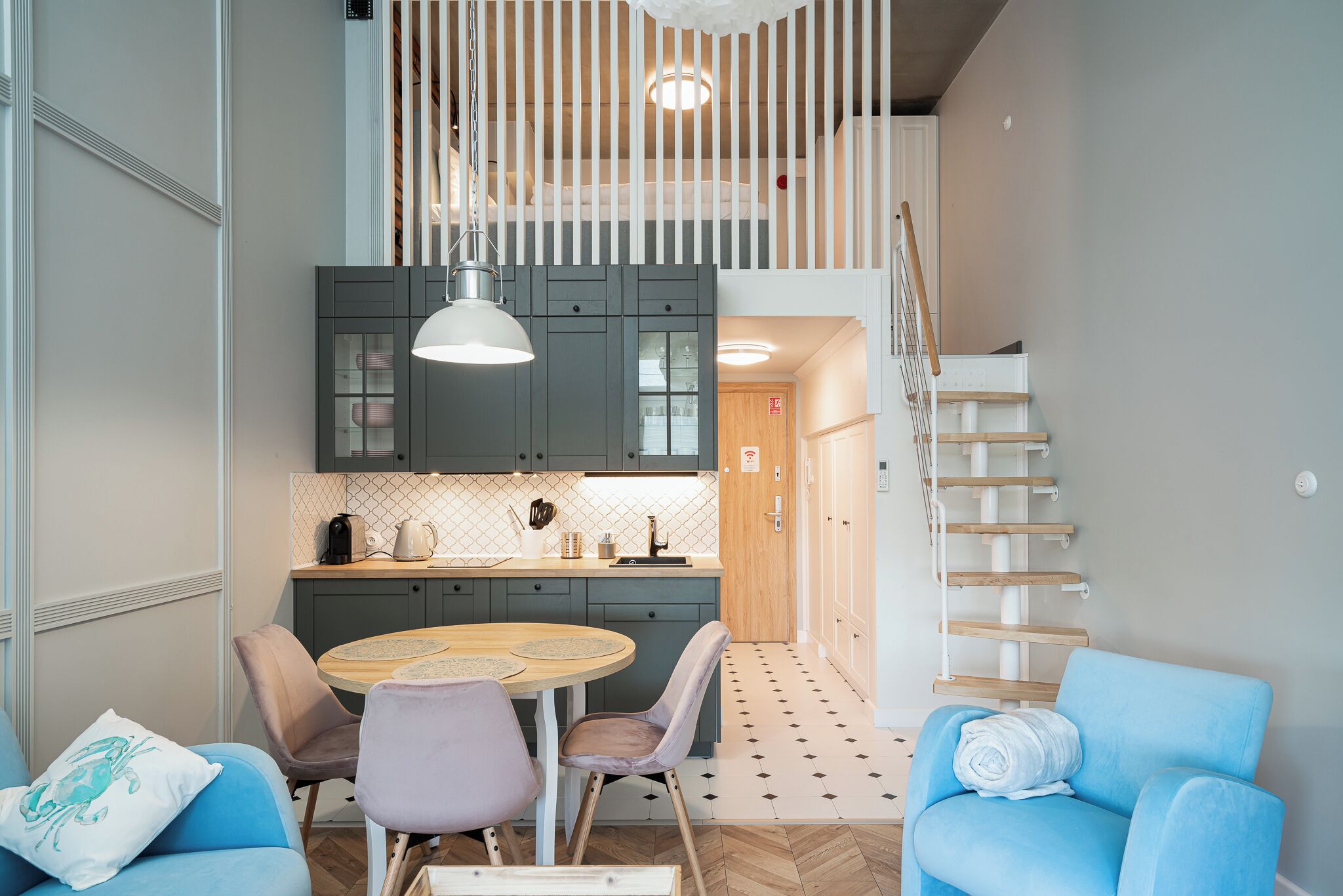 Studio Suite | Individually decorated, iron/ironing board, free WiFi, bed sheets