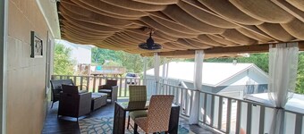 Immaculate Remodel on River for Overnights or STR