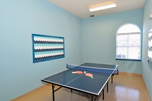 Spielezimmer