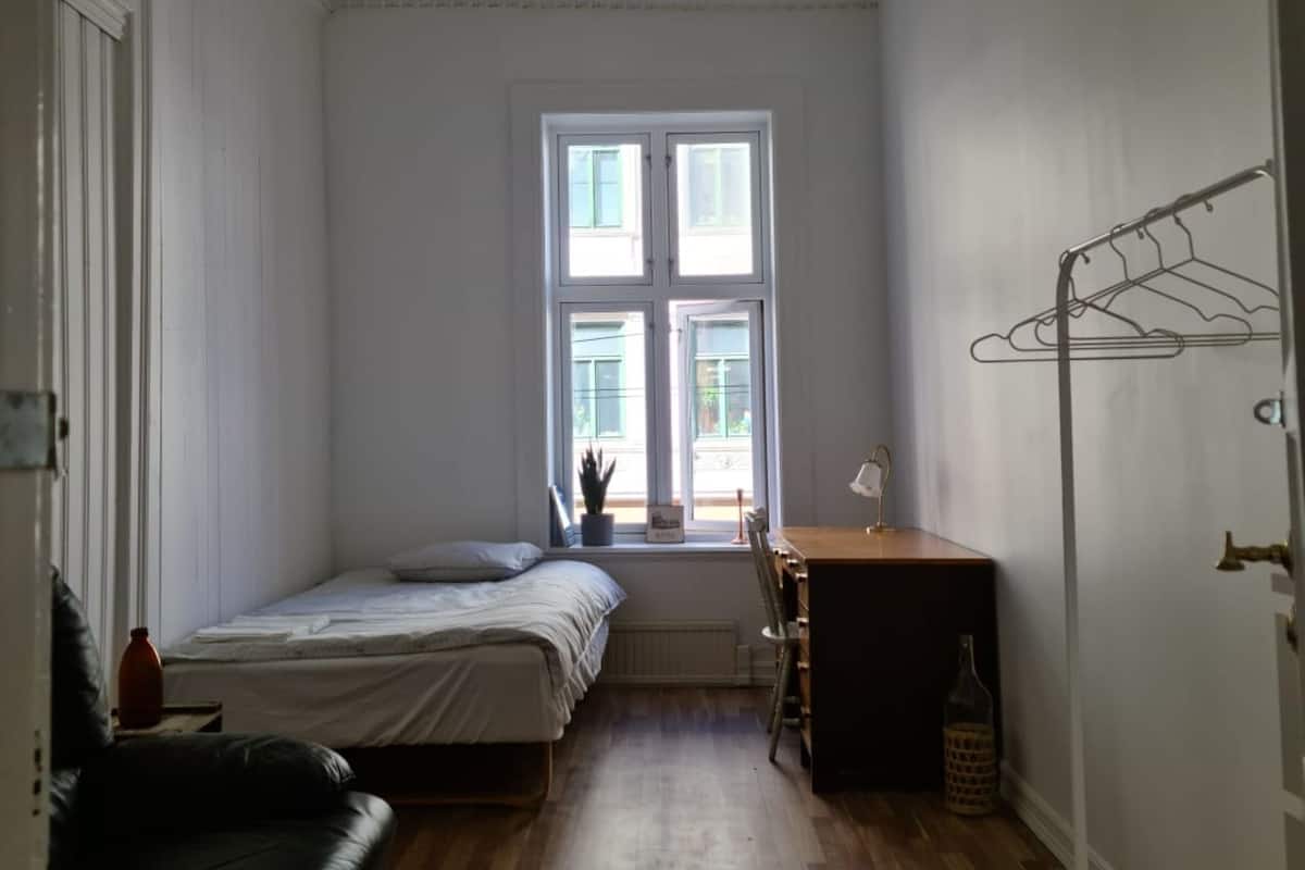 Comfort Double Room | Desk, laptop workspace, WiFi (free), individually decorated