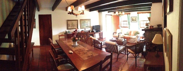 Grand Chalet | Dining room