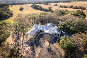 Exterior - Designers Modern Farmhouses in Wimberley TX (Wimberley)