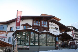 Front of property - Sportappart Schatz (Imst)