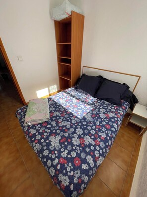 2 bedrooms, iron/ironing board, travel crib, free WiFi