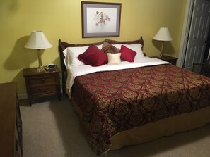 1 bedroom, in-room safe, desk, free WiFi