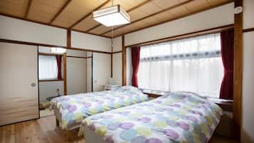 1 bedroom, desk, free WiFi, bed sheets