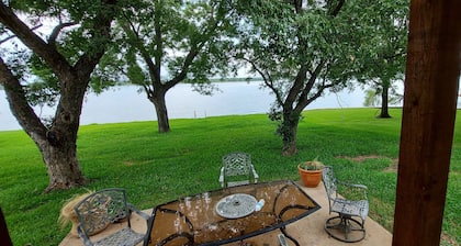 Cottage Home at McGinnis Point