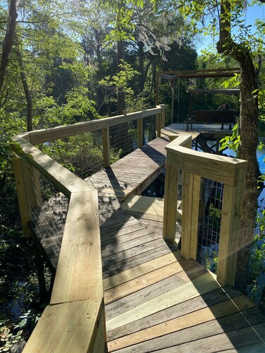 Wakulla River Waterfront Retreat
