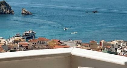Penthouse sea view suite