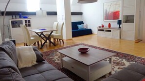 Appartement | Coin séjour | Télévision