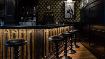 2 barer/lounger og gastropub
