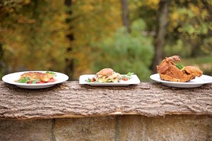 Dining - Gasthof Schloßbraeu Lintach (Freudenberg)
