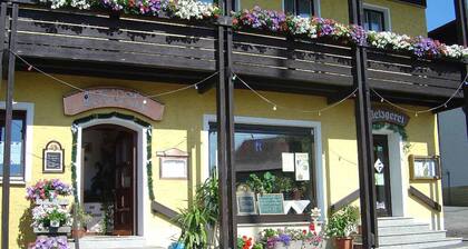 Gasthof-Metzgerei-Pension Schierlitz