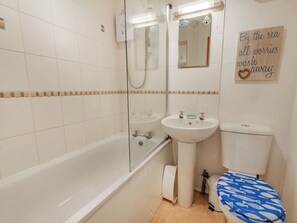 Towels - 3 bedroom accommodation in Kingsdown, near Deal (Kingsdown, near Deal)