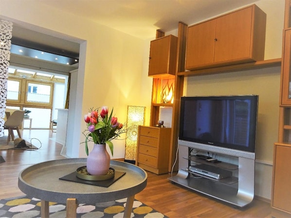 Condo, balcon (Esche) | Cuisine privée | Réfrigérateur, four à micro-ondes, un four, surface de cuisson