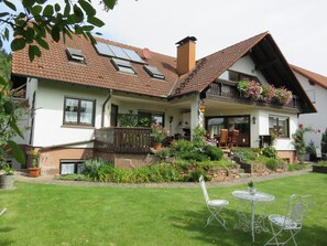 Exterior - Ferienwohnungen Haus Albert (Grossheubach)