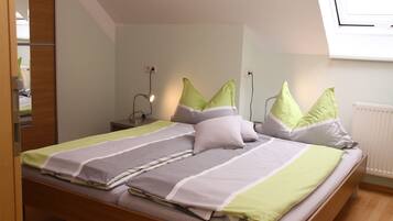 Apartment (Churfranken) | Free WiFi, bed sheets