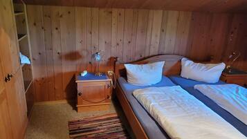 Apartment, Balkon | 1 Schlafzimmer, kostenloses WLAN