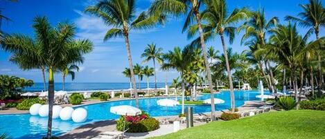 Indoor pool, outdoor pool