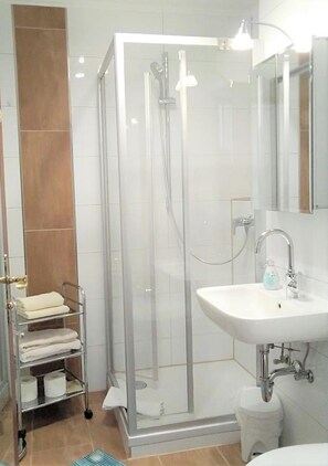 Appartement | Badkamer | Handdoeken, zeep, toiletpapier