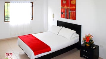 Individuell eingerichtet, kostenloses WLAN, BettwÀsche