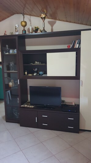 Interior - ATTIC WITH 1 BEDROOM... LIVING ROOM WITH SOFA BED. POOL PARKING. (Sicilia)