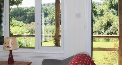 The Garden House - UK10987