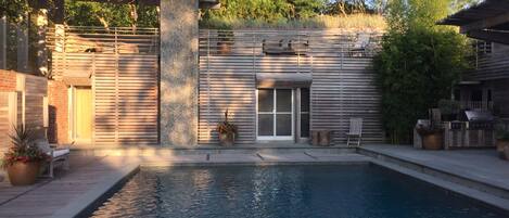 Piscine extérieure, piscine chauffée