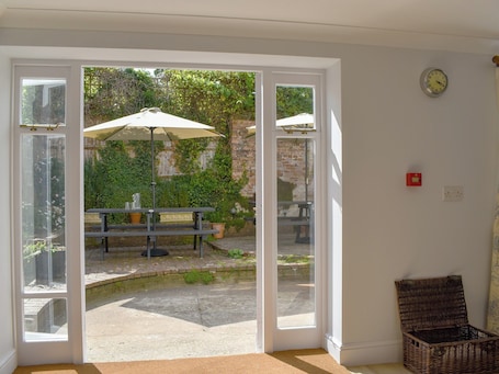 Interior. 5 bedroom accommodation in Wimborne