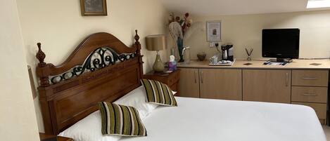 1 chambre, coffres-forts dans les chambres, bureau