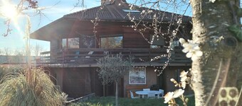 Cosy apartment with terrace and garden view 3 minutes from the lake