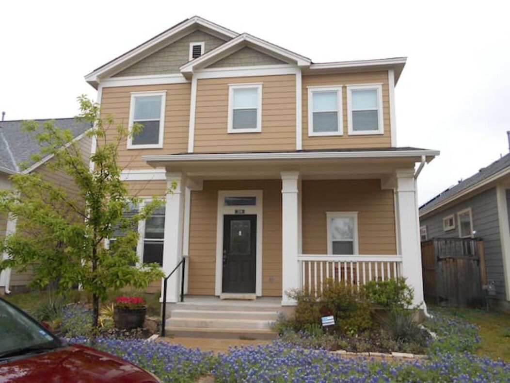 Mueller home - 30 day minimum at discounted rates for shorter stays