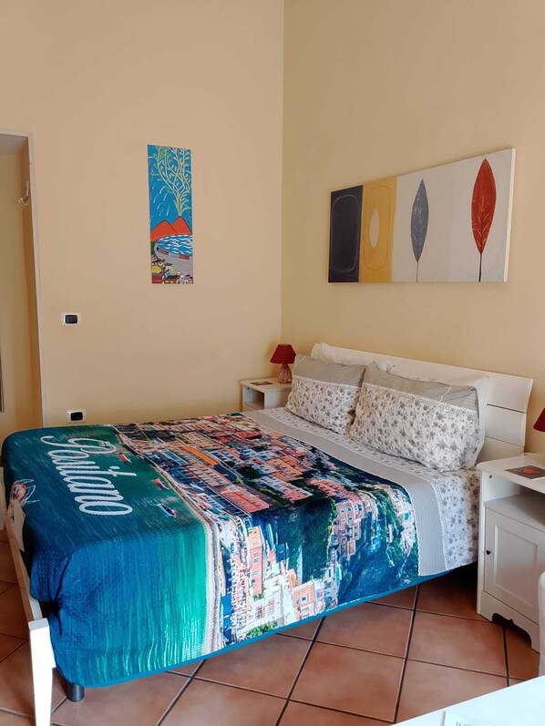 1 bedroom, desk, iron/ironing board, travel cot